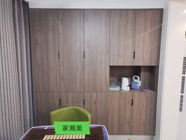 家湘美板材之皇家伯爵環保板材品牌.jpg